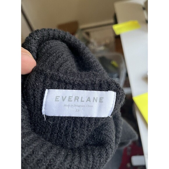 Everlane Women Black Sweater Vest XS - Picture 6 of 6